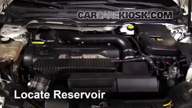 2008 Volvo C30 T5 2.5L 5 Cyl. Turbo Liquide essuie-glace Ajouter du liquide